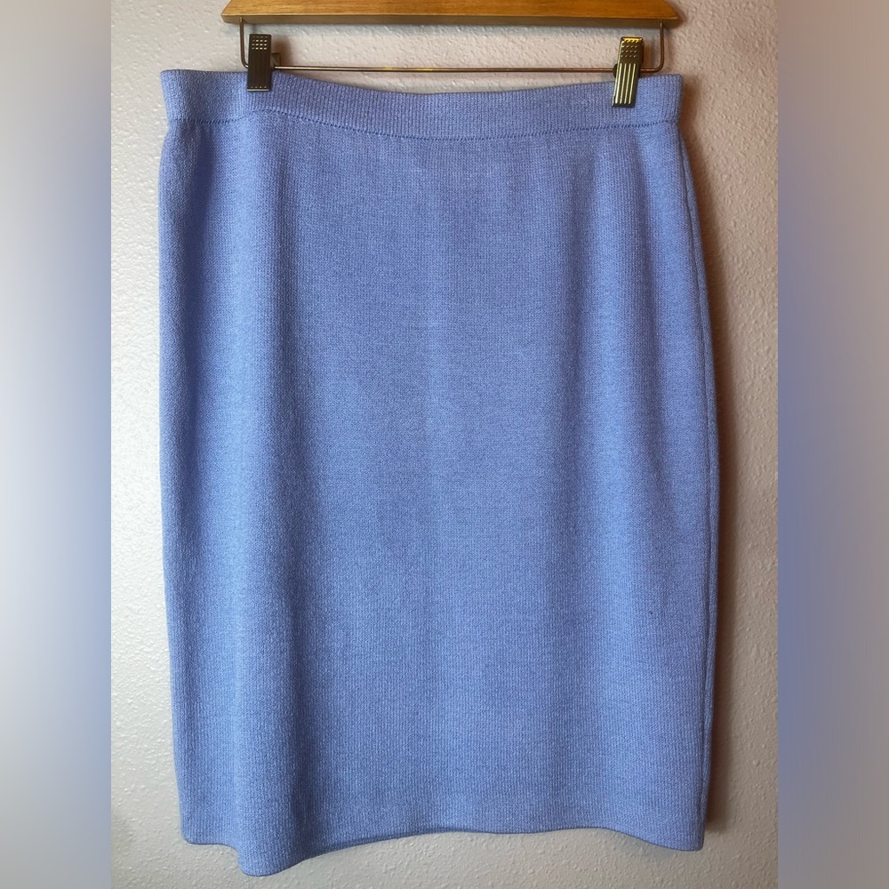 Vinatge St.John Evening Baby Blue Wool/Acrylic Blend Pencil Skirt Size 12